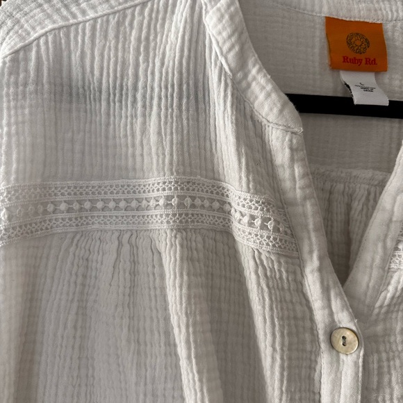 Ruby Rd. Textured White Button-Down Shirt - Picture 2 of 5